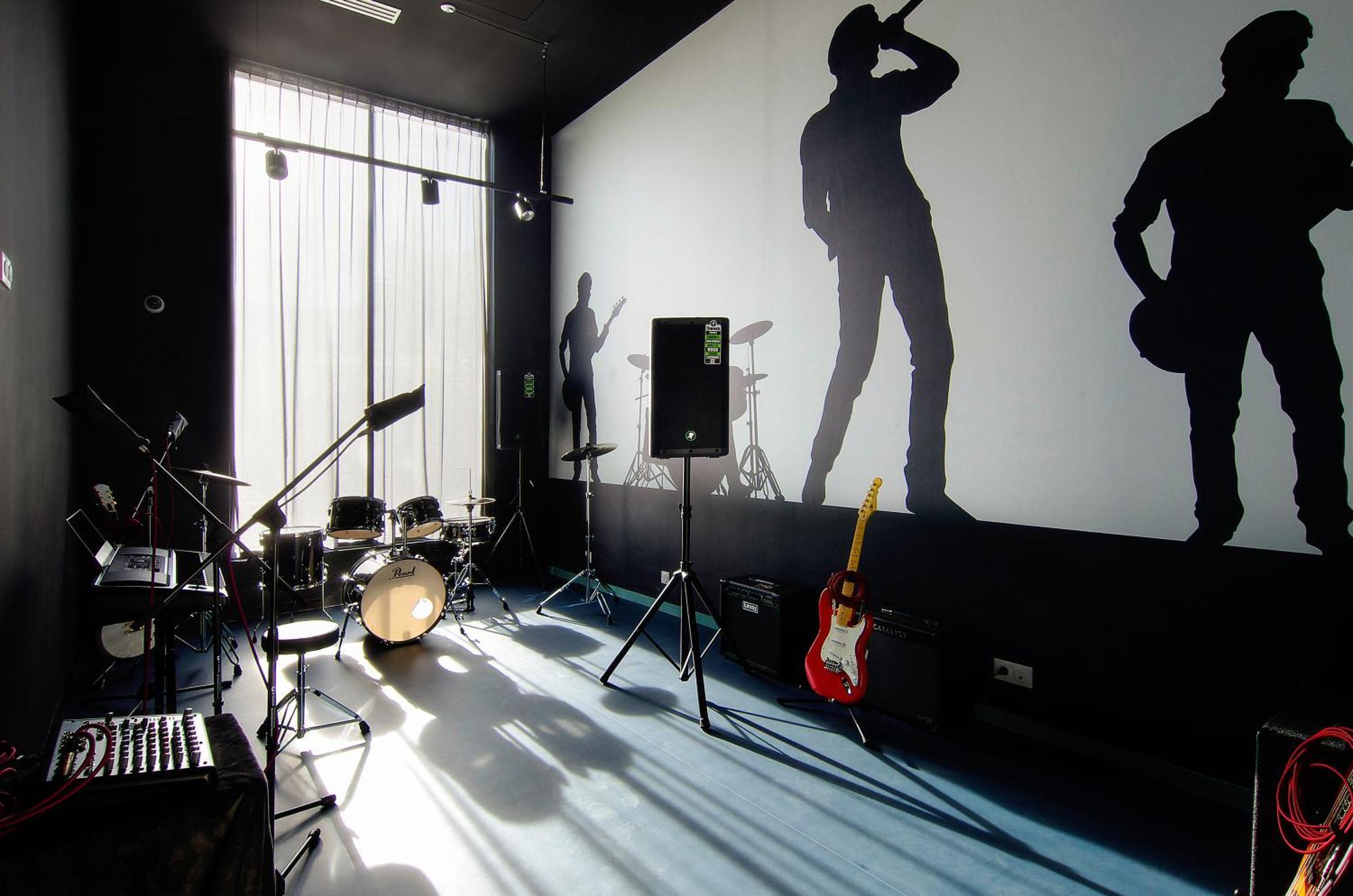 Sweetly I-Art Gradignan - Bordeaux Sud Aparthotel Bagian luar foto